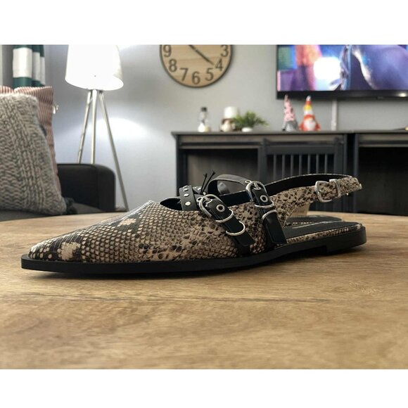 NEW 11 Women's Snakeskin Strappy Flats Sandals - Picture 3 of 5